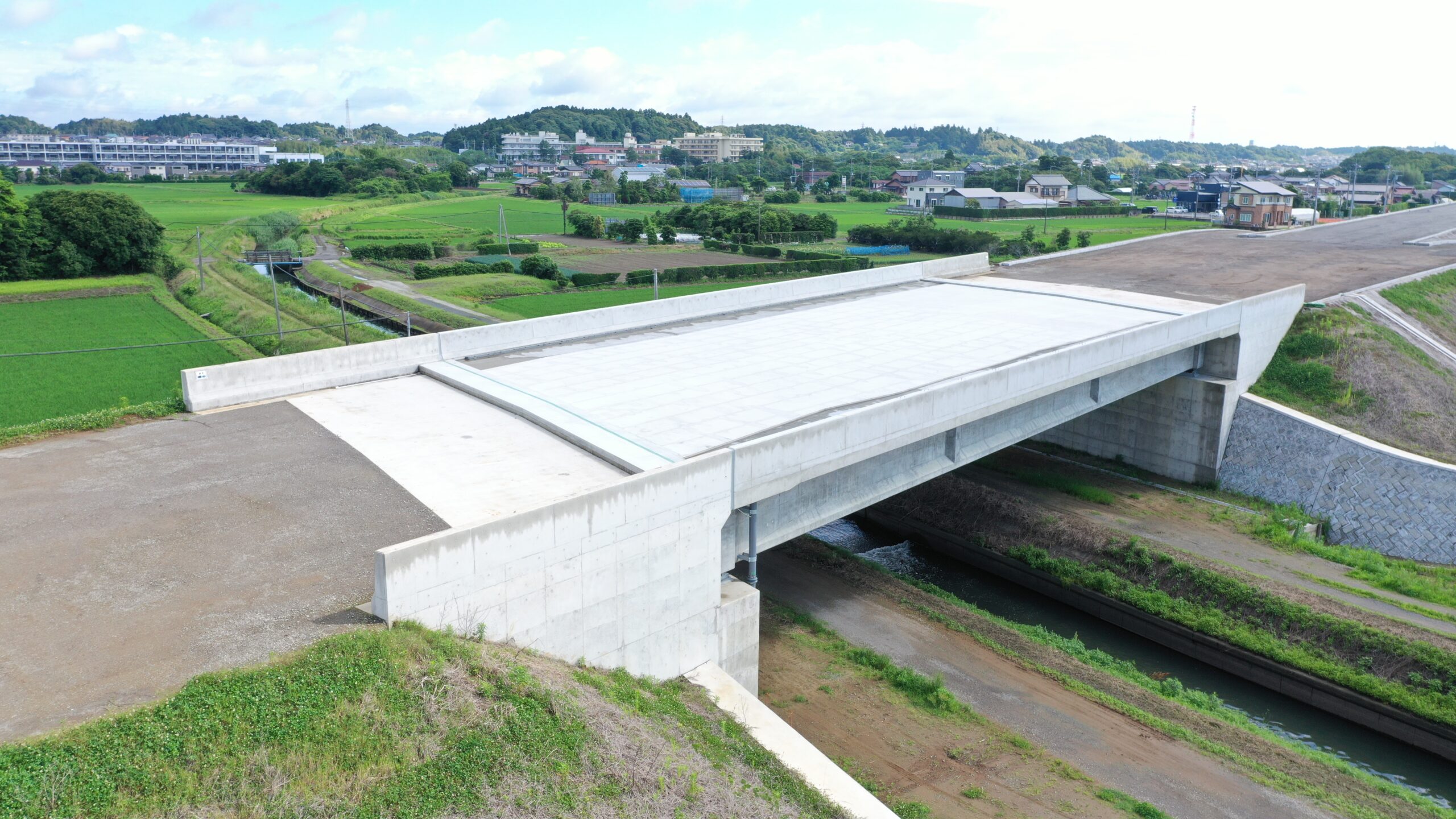 国道道路改築工事（仮称大布川橋上部工）